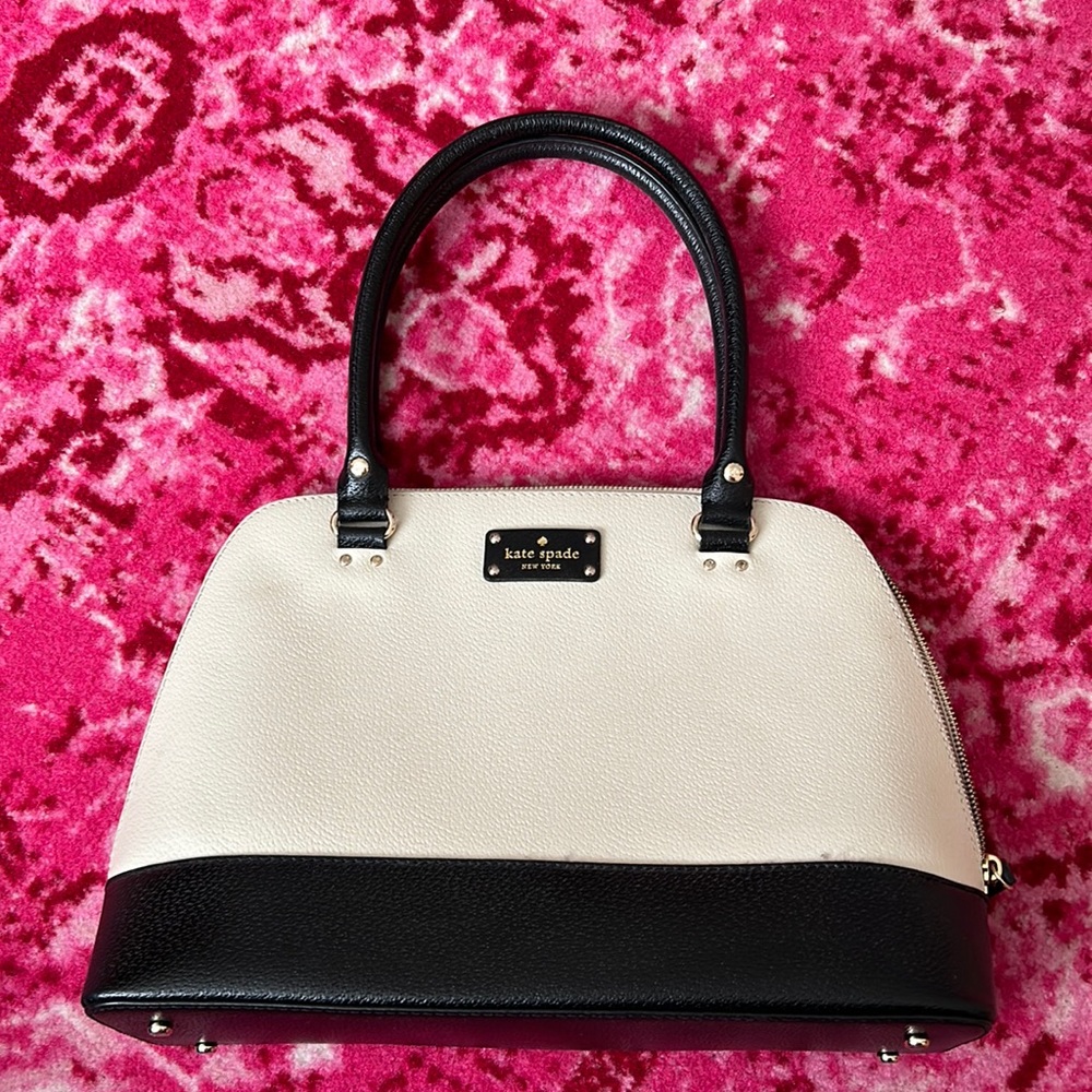 Kate Spade Medium Black/White Tote - LIKE NEW